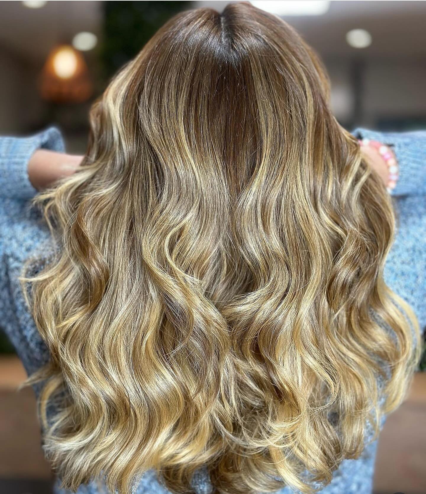 Mechas em Ilhabela | Ilumine Seu Cabelo em A Bela da Ilha Mechas em Ilhabela | Ilumine Seu Cabelo em A Bela da Ilha